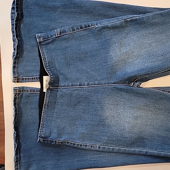 C'EST TOI Denim - 🟣C'ESTI TOI BLACK LABEL JEANS ~ FIT & FLARE HIGH-RISE JEANS